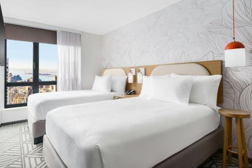 Midtown South Hotel | Discover SpringHill Suites by Marriott in Manhattan Chelsea