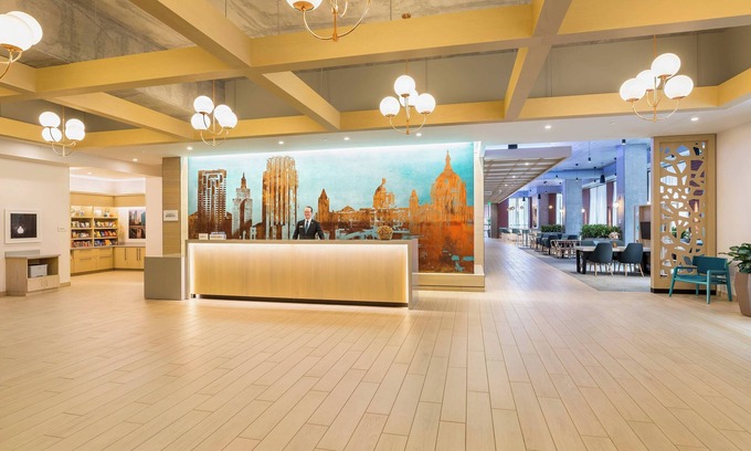 Downtown St. Paul Hotel | Explore SpringHill Suites by Marriott St. Paul Downtown