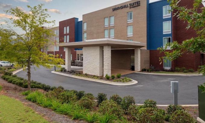 Suwanee Hotel | Discover SpringHill Suites Suwanee Johns Creek with Pool & Breakfast