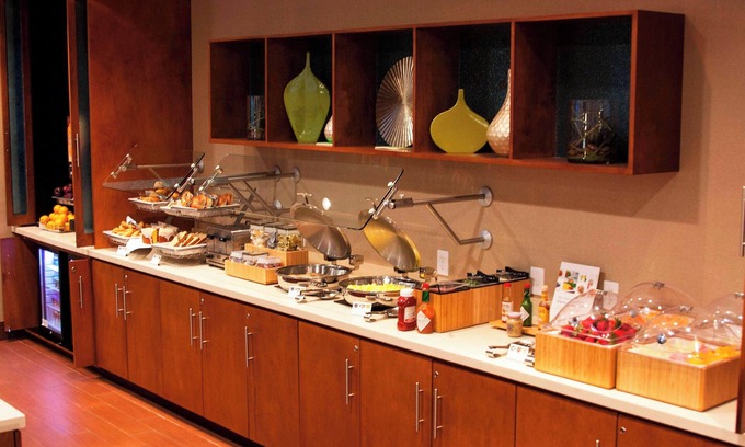 South Side Hotel | Top-Rated Springhill Suites in Corpus Christi with Pool