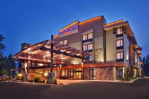 Coeur d'Alene Hotel | Inviting SpringHill Suites Coeur d'Alene with Scenic Views