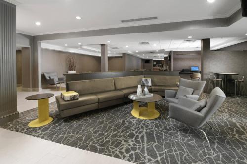 Addison Hotel | Discover SpringHill Suites Dallas Addison: Family-Friendly Stay