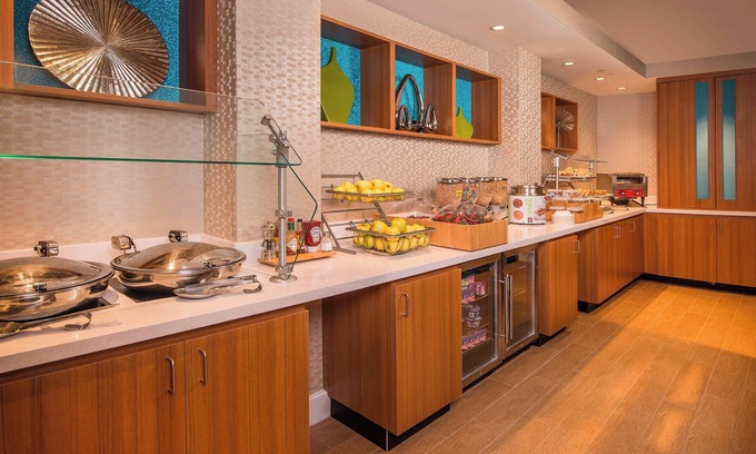 Gaithersburg Hotel | Discover Springhill Suites Gaithersburg with Family-Friendly Perks