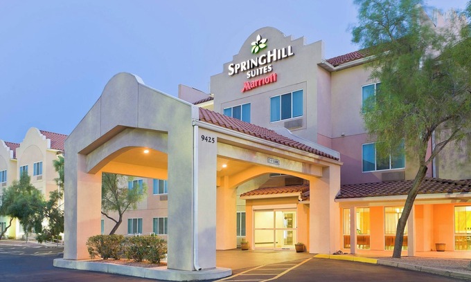 North Mountain Hotel | Relax at SpringHill Suites Phoenix North with Pool & Spa