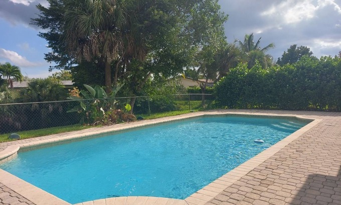 Coral Springs House | Experience Springs Hideaway: Guest Rated 9.8 with Pool