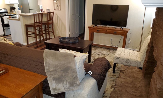 Springwoods House | Cozy Springwood Home with Pet-Friendly Amenities in Austin
