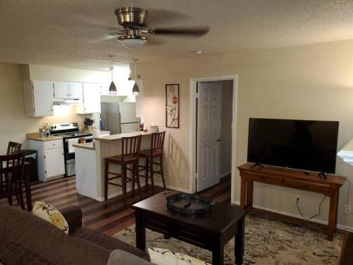 Springwoods Apartment | Explore Springwoods Home: Pet-Friendly & Eco-Conscious Retreat