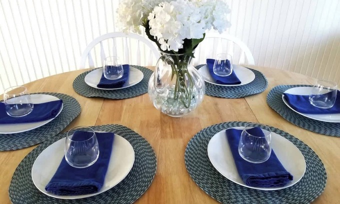 Aptos Cottage | Guest Rated: 9.8 at Spruce Beach Cottage - Steps to Sand