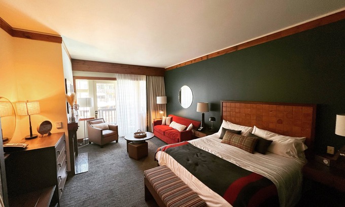Stowe Area Hotel | Guest Rated 10/10: Spruce Peak Studio - Ski-In/Ski-Out