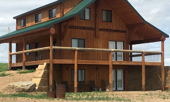 Newell Cabin | Experience Spur Creek Lodge: Nature and Family Fun Await