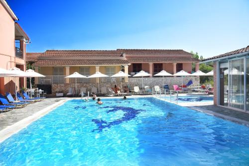 Limni Apartment | Pet-Friendly Spyridoula Resort Hotel with Ocean View in Corfu