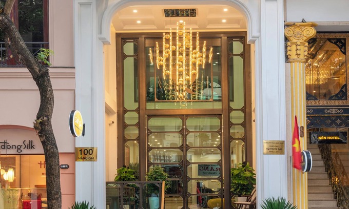 Old Quarter Hotel | Elegant Silk Queen Hotel: 4-Star Stay with Pool & Spa