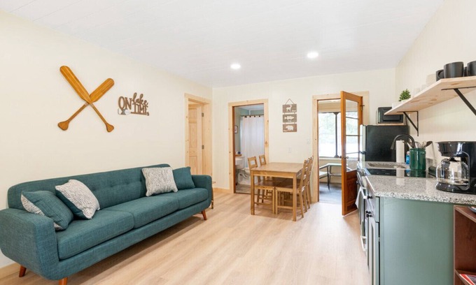 Holderness House | Explore Squam Waterfront Suite with Lake & Ocean Views
