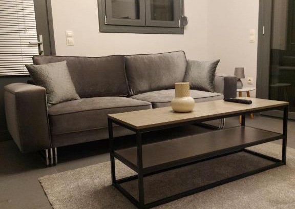 Trikala Apartment | Top-Rated Square Apartments with Family-Friendly Amenities