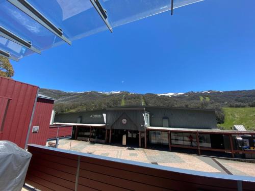 Thredbo Apartment | Family-Friendly Getaway at Squatters Run 6 - 4 Stars