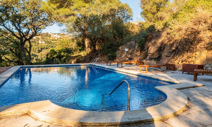 Sa Riera House | Spacious SR-51 Begur Sa Riera with Private Pool & Spa