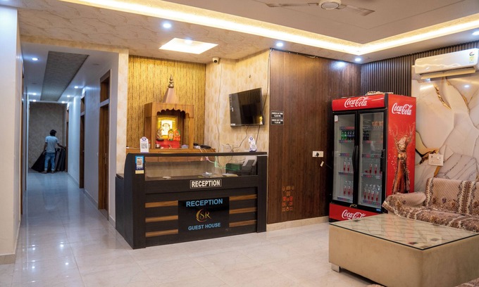 Agra Hotel | SR GUEST HOUSE