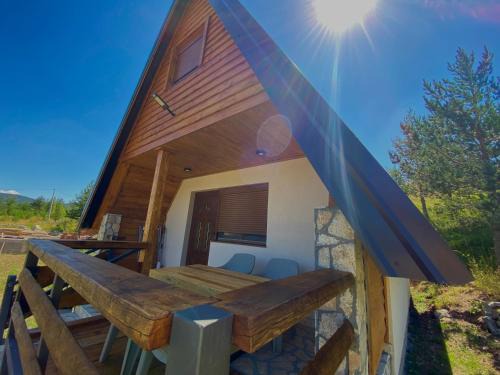 Njegovuđa Villa | Exceptional Guest House Mina with Breakfast and Family-Friendly Vibe