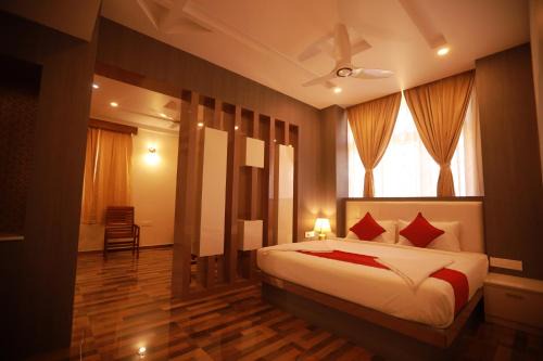 Karunya Nagar Hotel | Discover Sree Bharat Residency: Top Rated & Family-Friendly
