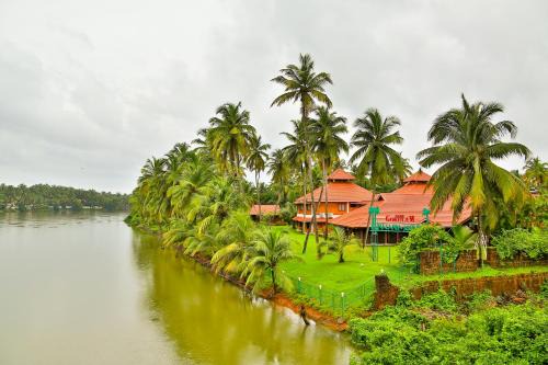 Neeleshwar Hotel | Inviting Sree Gokulam Nalanda Resorts: Family-Friendly Escape