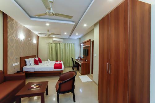 Guruvayur Hotel | Discover Sreepathi Indraprastha: Family-Friendly Retreat