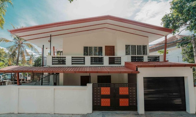 Puliyanthivu House | Pet & Child Friendly: Sri Construction Circuit Bungalow