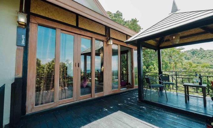 Ko Lanta Villa | Seaside Retreat at Srilanta Villa with Breakfast Included