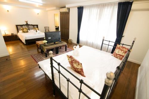 Khao San Hotel | Discover SSIP Boutique Dhevej Bangkok - Rated 9.2/10!