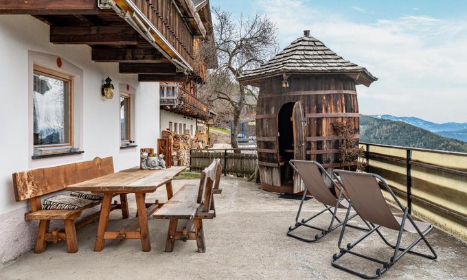 Vandoies Apartment | Stöcklhuberhof: Exceptional Stay with Family-Friendly Amenities