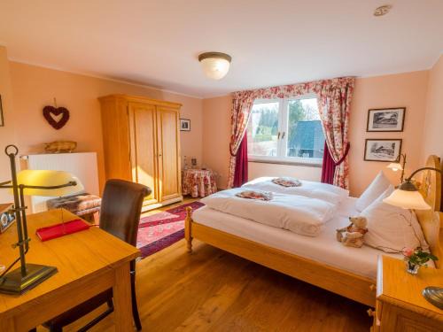 Wiehl Apartment | Stöltings Landhaus: Family-Friendly Retreat with High Ratings