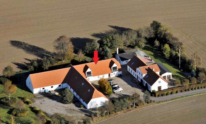 Assens Apartment | Elegant Retreat near Assens: Family-Friendly with Breakfast