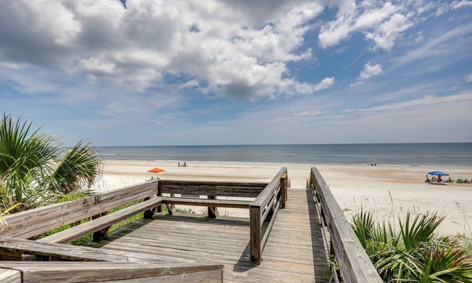 Crescent Beach Apartment | Cozy St Augustine Resort Condo - Steps from Crescent Beach