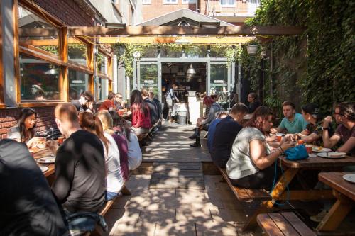 Binnenstad Hostel | Discover St Christophers Inn at The Winston with Pool & Dining