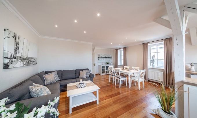 Westermarkelsdorf Apartment | Cozy Baltic Sea Apartment with Garden and Ocean View