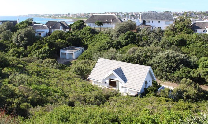 Saint Francis Bay Apartment | Idyllic St Francis Cottage Steps from the Beach with Ocean View