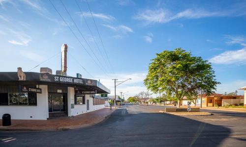 St. George Hotel | Comfortable St George Hotel Motel with Breakfast Included
