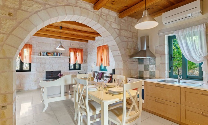Apokoronas Villa | St George Retreat: Ocean View with Private Pool & Spa