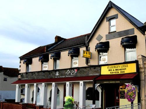 Beverley Bed & Breakfast | Family-Friendly St. George's Lodge for Your Next Getaway