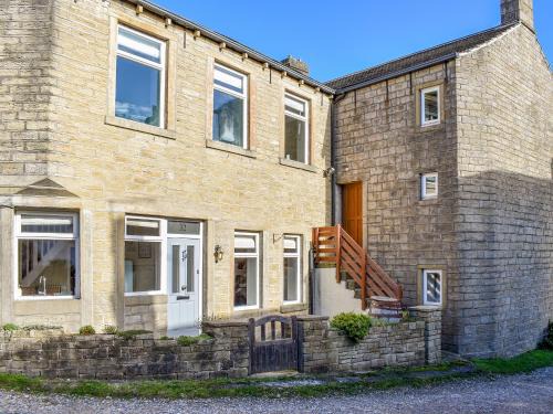 Hepworth House | Family-Friendly Retreat at St. Georges Cottage Awaits You