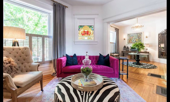 Old Louisville House | St.James Court Art Show*Luxe Victorian*UL/Downtown*BourbonTrail*Games*Speakeasy