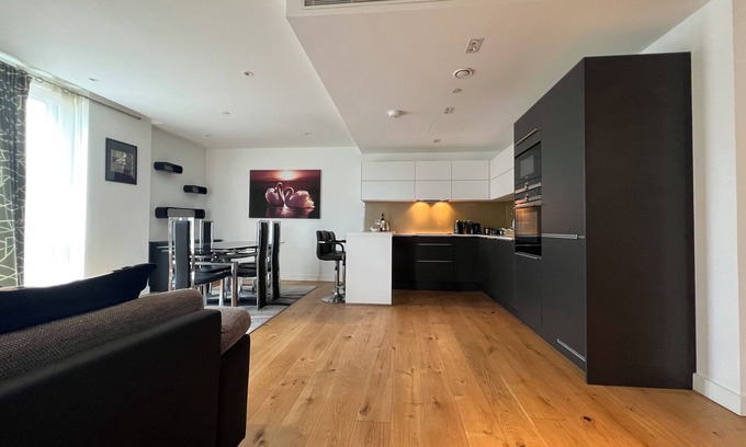 Westminster Apartment | Family-Friendly St James Park 2bed2bath Apartment in Westminster