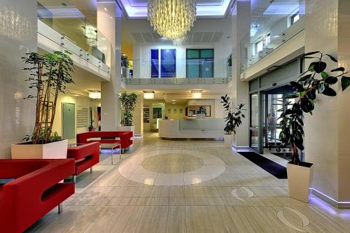 Karlovy Vary Hotel | Coastal Retreat at St. Joseph Royal Regent - Guest Rated 8.6