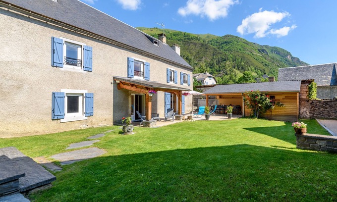 Vignec House | Inviting "Les 3 Flocons" Family Getaway in St Lary/Vignec