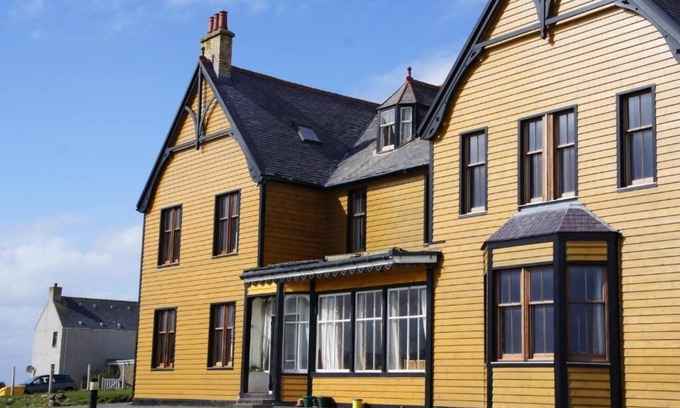 Hillswick Hotel | Experience St Magnus Bay Hotel: Family-Friendly Retreat