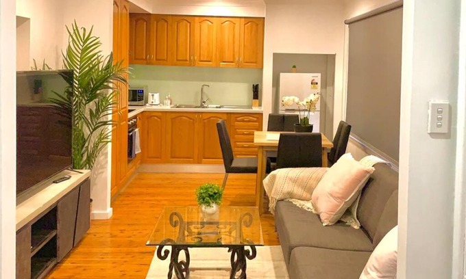 St Marys House | Budget-Friendly St Marys 5 Bedroom Family Getaway