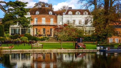 St Albans Hotel | Discover St Michael's Manor Hotel in Historic St Albans