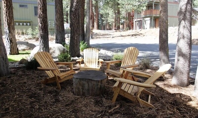 Mammoth Lakes Condo | Bright and Cozy St. Moritz Mountain Cabin with Pool & Spa