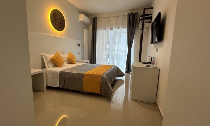 Aurelio Bed & Breakfast | Cozy St. Peter's Moon B&B near Vatican & City Center