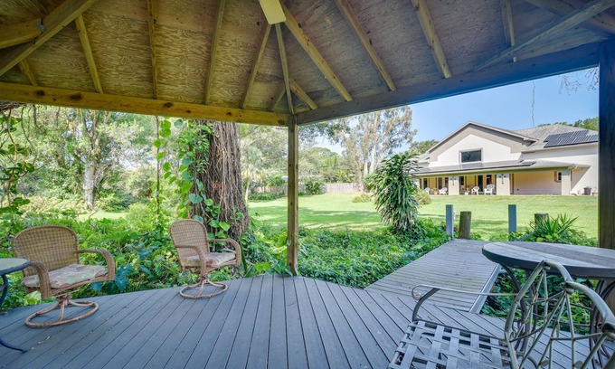 Disston Heights House | Explore St Petersburg - Perfect for Tropicana Field Visits!
