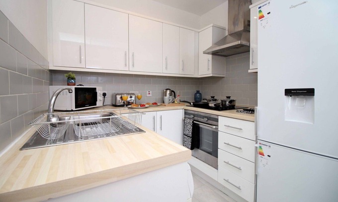 St. Thomas Apartment | St Thomas Loft with Scenic Views & Free Parking Options